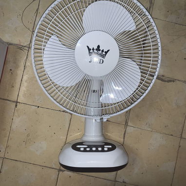 Ventilador recargable - Img 123082596