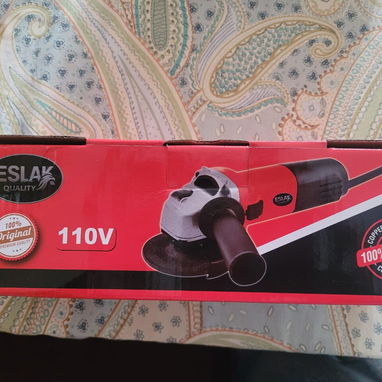 Pulidora. ✅ Potencia de 750 W ✅ Alimentación de 110 V ✅ 5 Discos corte de 115 mm ✅ Velocidad regulable de 3000 a 11 000 - 5/6