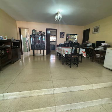 Biplanta en bajos posible las 2 plantas Playa Querejeta 85mil 53582376 - 4/10