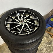 Rims 17,con 4 huecos universales ( medida: 225/50/R17) como nuevas - Img 56054219