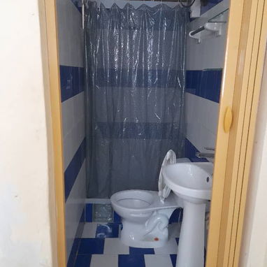 Apartamento Plaza bajos frente calle portal 1 cuarto LOCAL 14MIL USD 53582376 - 4/7