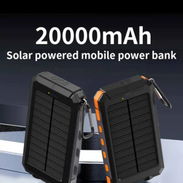 Cargador portátil solar de 20 mil mAh - Img 57902562