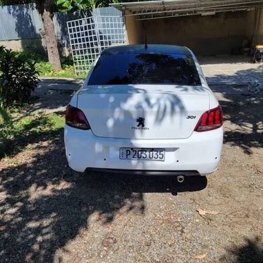 🚗 Peugeot 301 del 2019 – Mecánico 5 vel. - 3/4