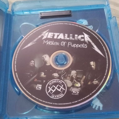 Vendo o cambio. Metallica - Tres Décadas de Metal - Live In Bulgaria (2009) [Blu-ray oiginal] - Img 110164941