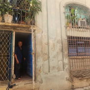 Ref# 73. Ofertaa en el casco histórico!! Apto en bajos frente de calle ideal para negocio!!!No lo deje pasar!!! - Img 56410563