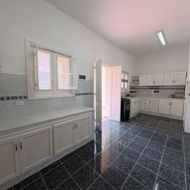 casa larga estancia en la habana con 5 habitaciones + OFERTA DE PRECIO POR TIEMPO LIMITADO - Img 124408802