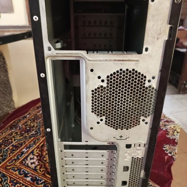 CHASIS DE PC ATX GRANDE - Img 121886031
