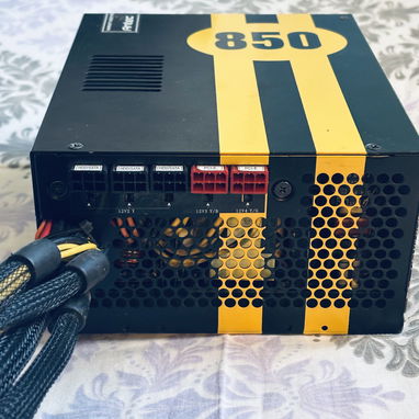 Fuente ANTEC TRUEPOWER QUATTRO SEMIMODULAR de 850Watts/100A. La fuente es de uso…doy garantía! Se aceptan transferencias - 2/3