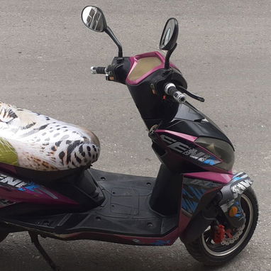 Vendo moto eléctrica fénix de uso en 1100 usd. Haciendo 60 km. Interesados al privado - Img 121996566