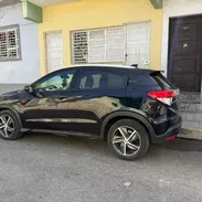 Vendo o negocio Honda HR-V,2023, pintura de fábrica - Img 53394022
