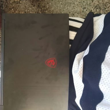 Vendo MSI GF63 NUEVA De 556gb  16gb de RAM - 3/3