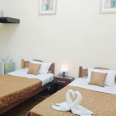 🏠 Apartamento de Renta de 2 habitaciones En La Habana Vieja.❄️ Está totalmente climatizado. 📱 Reserva: +5355284821 - 4/9