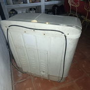 Vendo lavadora funciona para lavar ... La secadora dejo de funvionar precio 40 usd - Img 57315559