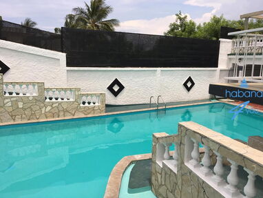 Hermosa casa de 9 habitaciones climatizadas con piscina. WhatsApp 58142662 - Img 63048868