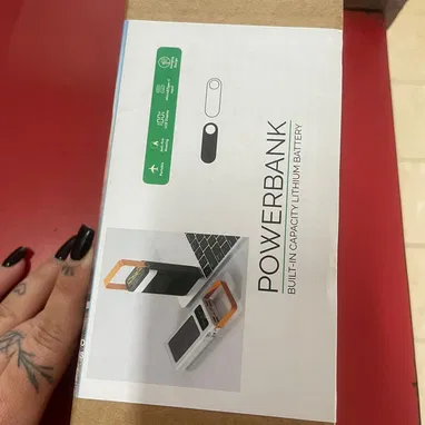 Cargador portátil de 70000mah con panel solar - Img 117699094