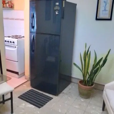 Apartamento en la misma  Santa Catalina entre poey y heredia - Img 121059289