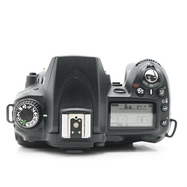 Nikon D90 - 5/10