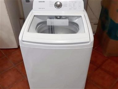 Vendo lavadora Samsung inverter automática de 17KG - Img 68214453