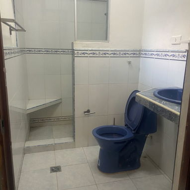 Se alquila casa Centro Habana 150usd - 2/3
