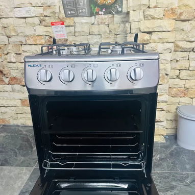 Cocina de gas con horno de 4 quemadores con magneto marca Milexus - Img 120382312