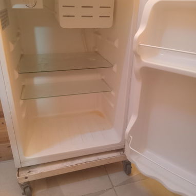 Minibar MIDEA de uso en perfecto estado - Img 126461201