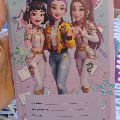 Libretas rayadas en 550$ No hay que forrarlas vienen con sus animados  Diez de octubre en luyano  📲52005984 - 2/3