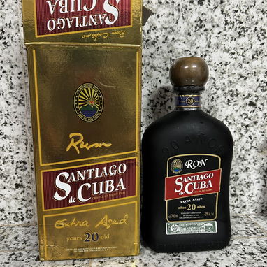 Ron Santiago 20 años 150 usd - 2/2