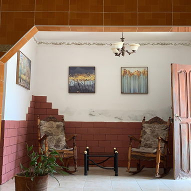 🏖️ Casa de Renta En Guanabo Con Piscina.💡 Planta Eléctrica funcional. Capacidad para 10 personas - Img 117543032