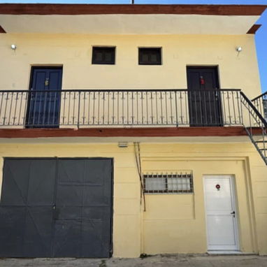 Renta Hostal de 6 habitaciones - Img 122254126