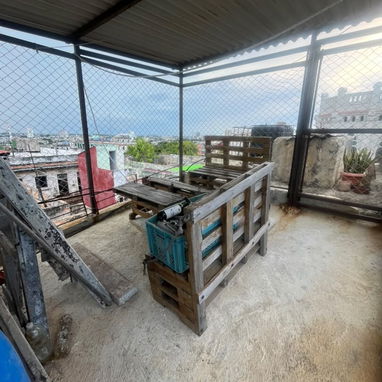 APARTAMENTO EN VENTA EN CENTRO HABANA CERCA DE LA IGLESIA DE REINA. 8.500 USD - 2/9