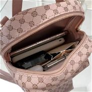 Mini mochilas de mujer para reemplazar la cartera o monedero - Img 45473569