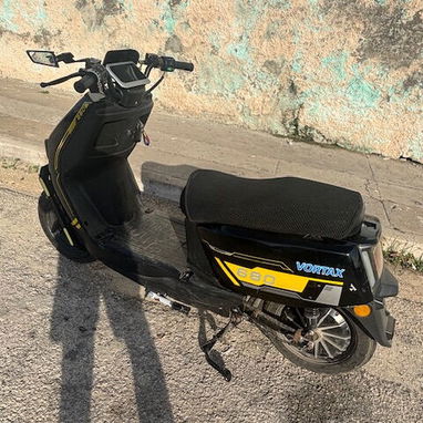 Moto vortax 680 rin 12 bateria menos de 7 meses de uso - 2/2