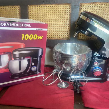 Mezcladora universal universal royal 1000w 6 velocidades - Img 121246330