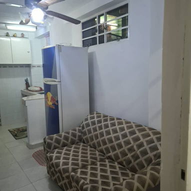 Se alquila apartamento - Img 120572286