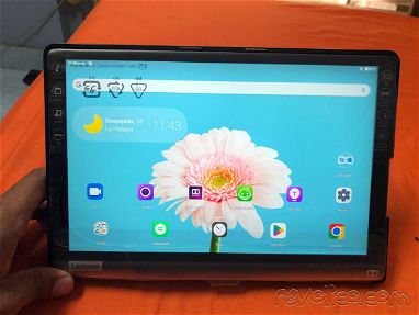 Tablet Leonovo Yoga 10" de pantalla y 7000 mAh de bateria enormeeeeee - Img 60703834