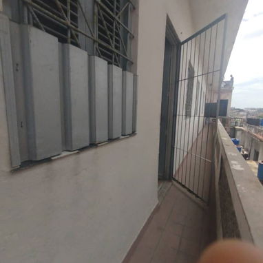 Apartamento interior segundo piso en habana vieja - Img 123618917