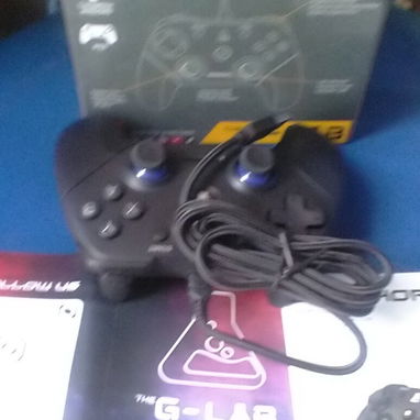 joysted para jugar en pc nuevo en su caja con garantia 58889429 15usd  o al cambio acepto transferencia - Img 124164566
