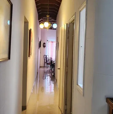 Vendo apto 3/4, planta baja biplanta, garaje, Vedado, 23 y 18, Luis 63987221 - Img 98183394