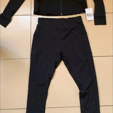 Ropa deportiva original - 4/10