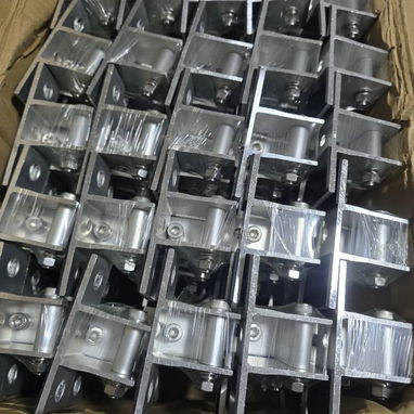 Bases ajustables originales para montar paneles solares - 4/4
