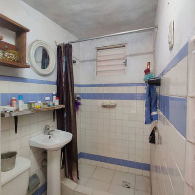 Apartamento en planta baja, ubicado prácticamente en 23 y 12 !!! - Img 115656777