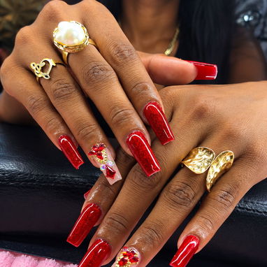 Manicura  en Laly Extensiones - 2/3