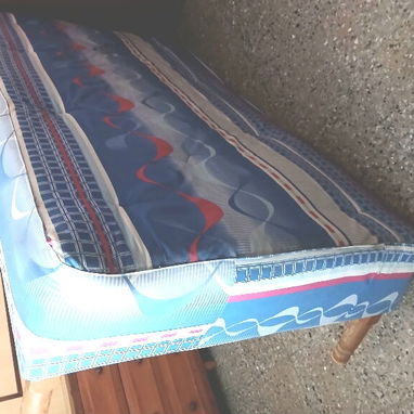 Cama 3/4 con colchón - 2/2