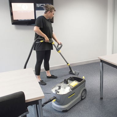 Lava Aspiradora PUZZI Profesional KARCHER con todos sus accesorios - Img 123057706