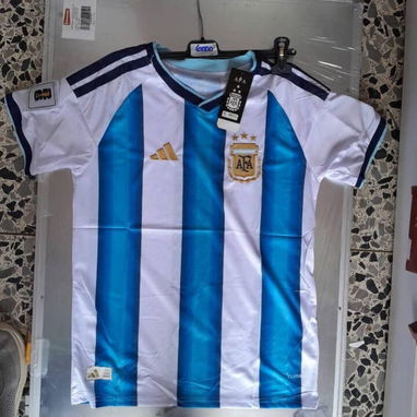 Pulóvers del mundial - Img 123171366