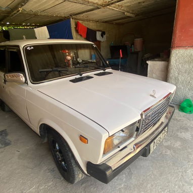 VENTA DE CASA CON AUTO INCLUIDO EN LA LOCALIDAD DE JUSTIZ A 3 KM DE PLAYA GUANABO. - 5/10