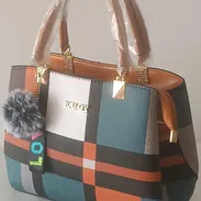 Bolso de mujer elegante con múltiples compartimentos - Img 54568285