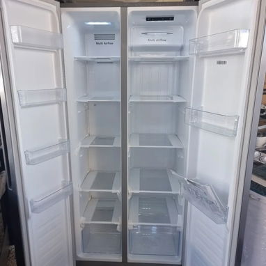 *Refrigerador Hisense de 15.6 pies³* *Congelación seca* *Inverter* - Precio: 780 USD Garantía 1 m - Img 123707871