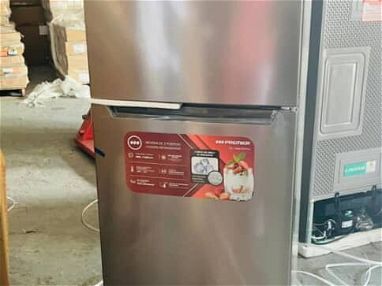 Refrigerador Premier de 7 pies... - Img main-image