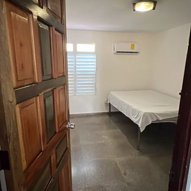 Se vende apartamento planta baja en el Camilo Cienfuegos ubicado en Habana del Este - 3/10